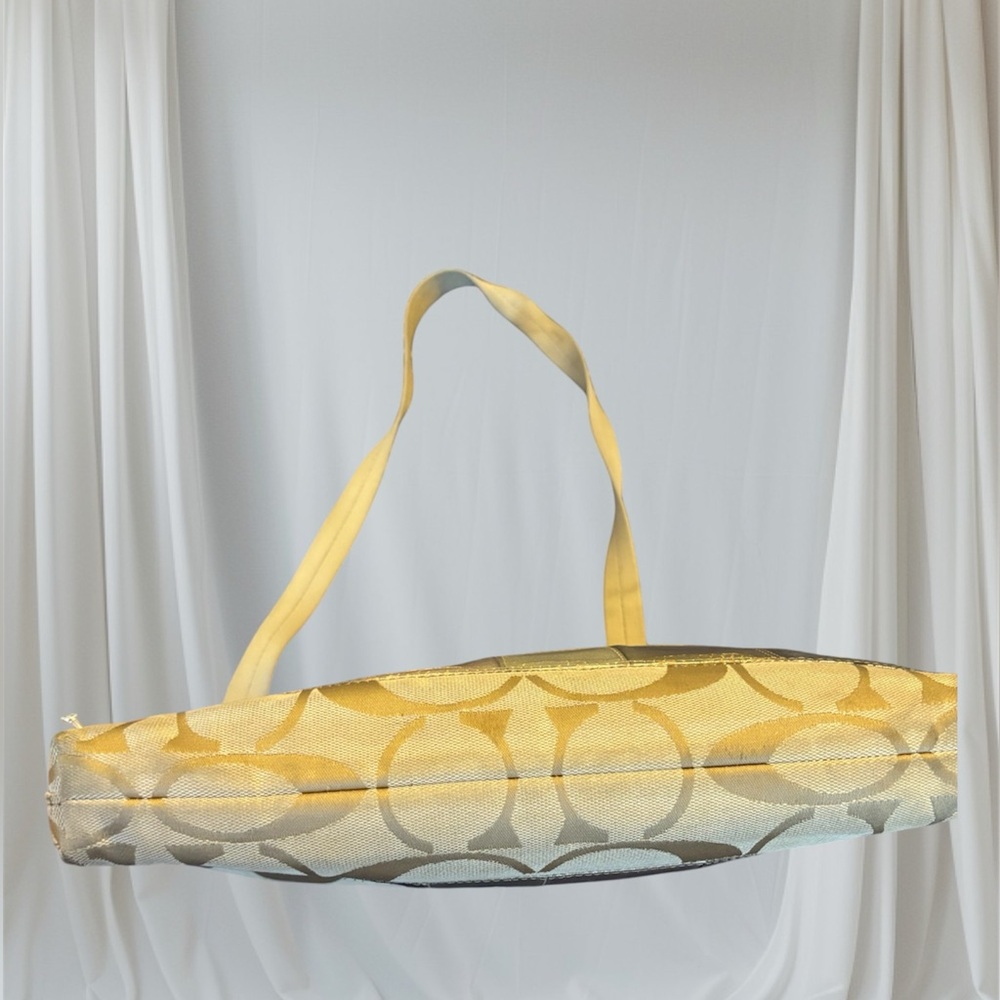 Coach Women’s Crossbody Handbag - Picture 5 of 12